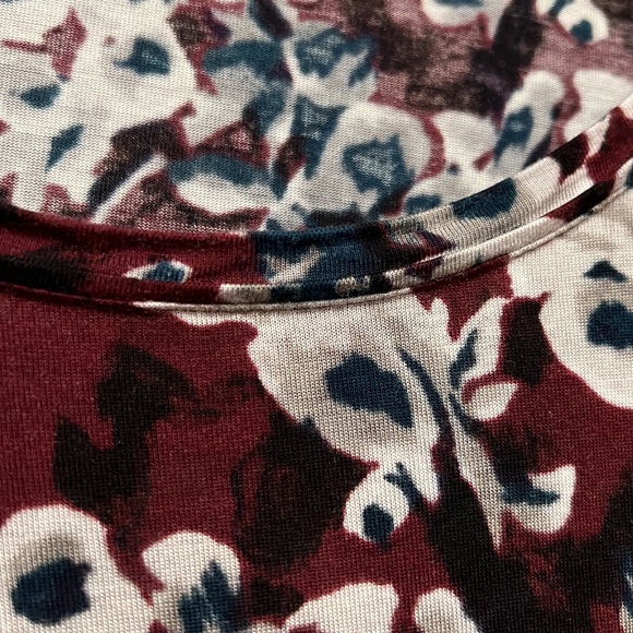 Sz XL Simply Vera Verawang Floral Pullover top - Picture 4 of 11